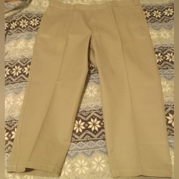 DICKIES UNISEX ORIGINAL WORK PANT size length 44/ width 30.      44/30 NWOT - Picture 2 of 8